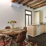 Guestready - Sunny Flat In El Gotic